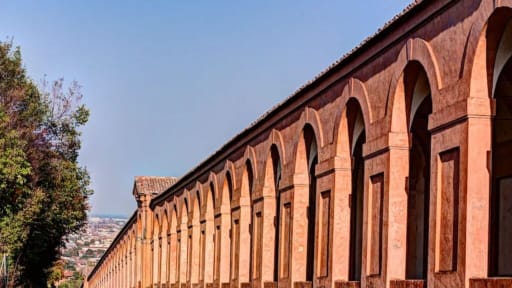 Da Bologna a San Luca: camminata panoramica e spiritualità - Slide 2